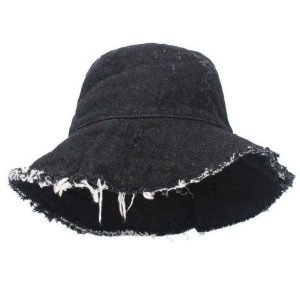 chapeau de plage noir